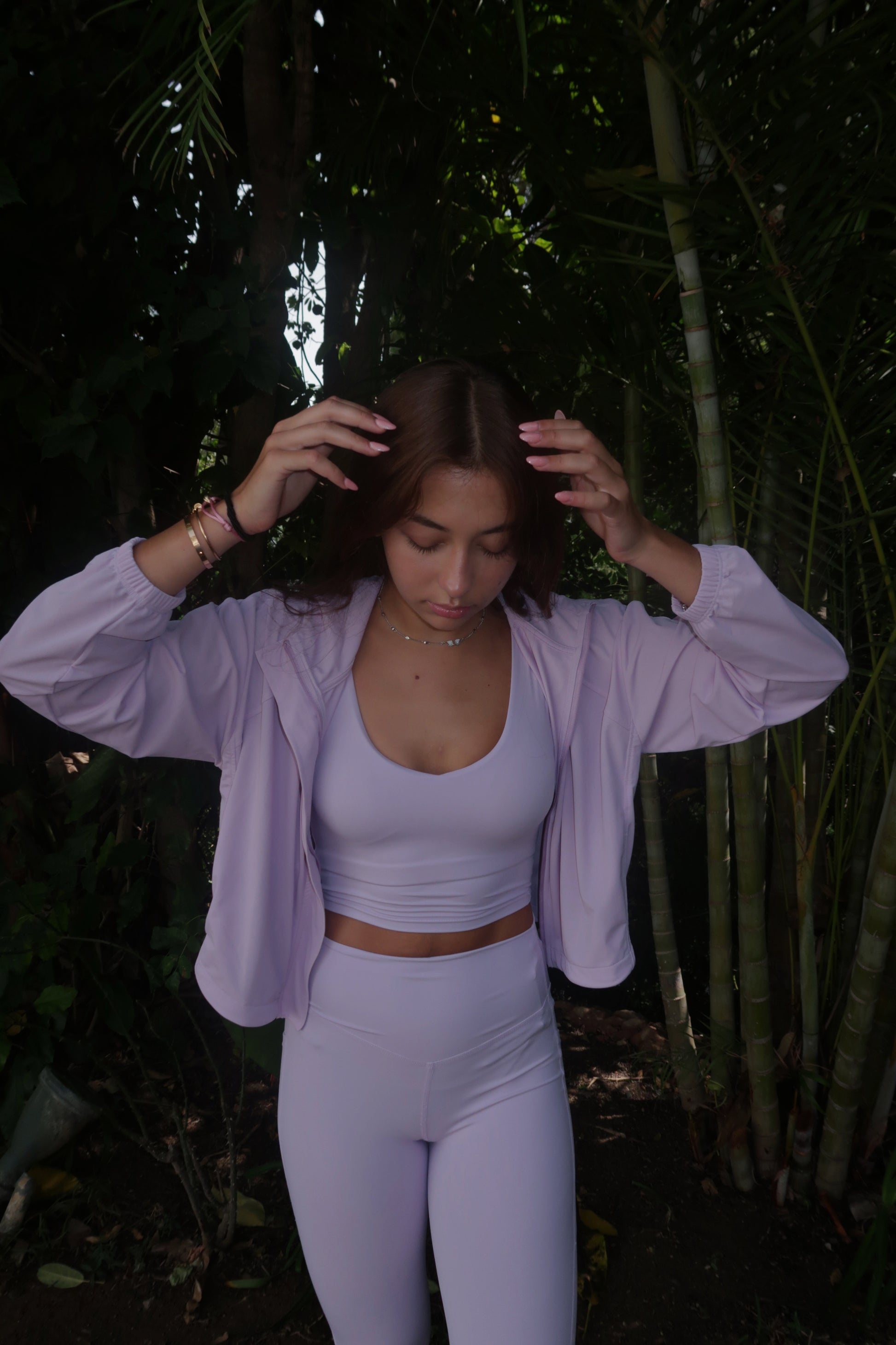 ESSENTIAL TOP