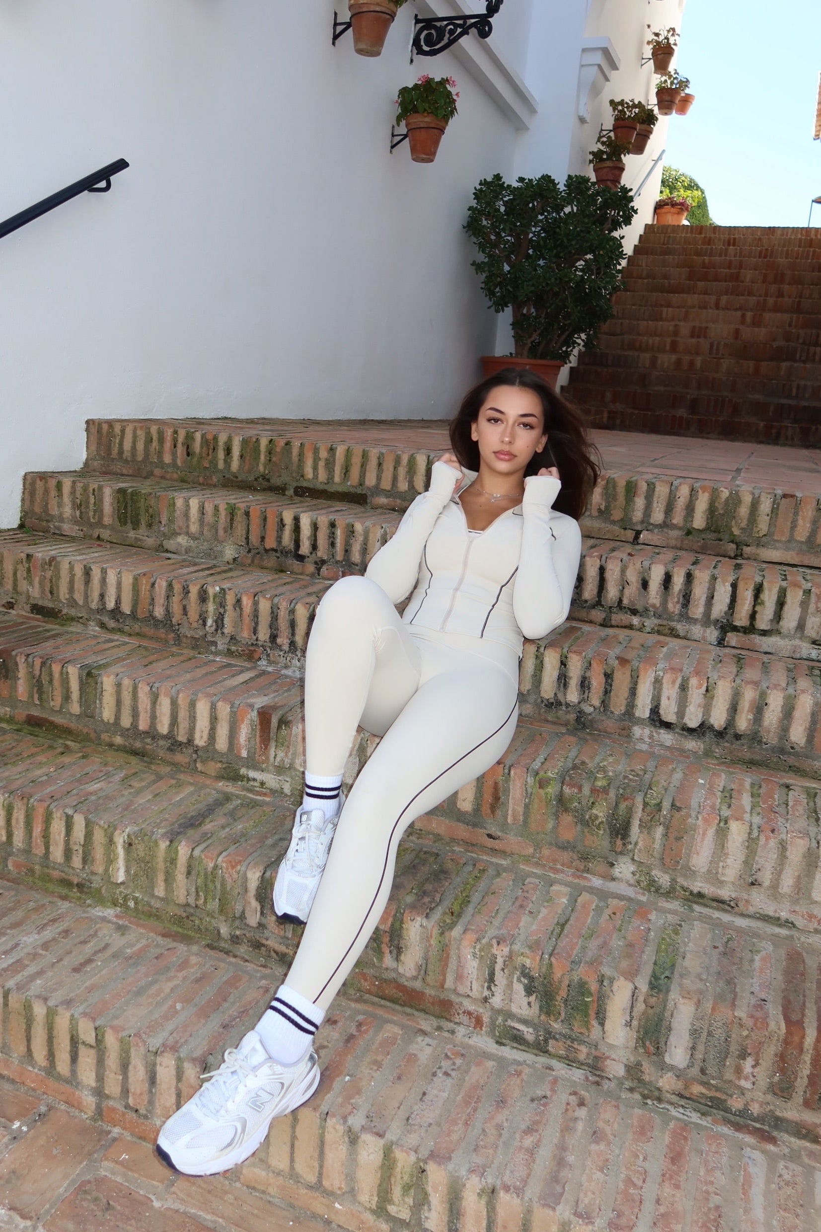 ESSENCE MID RISE LEGGINGS - CREAM