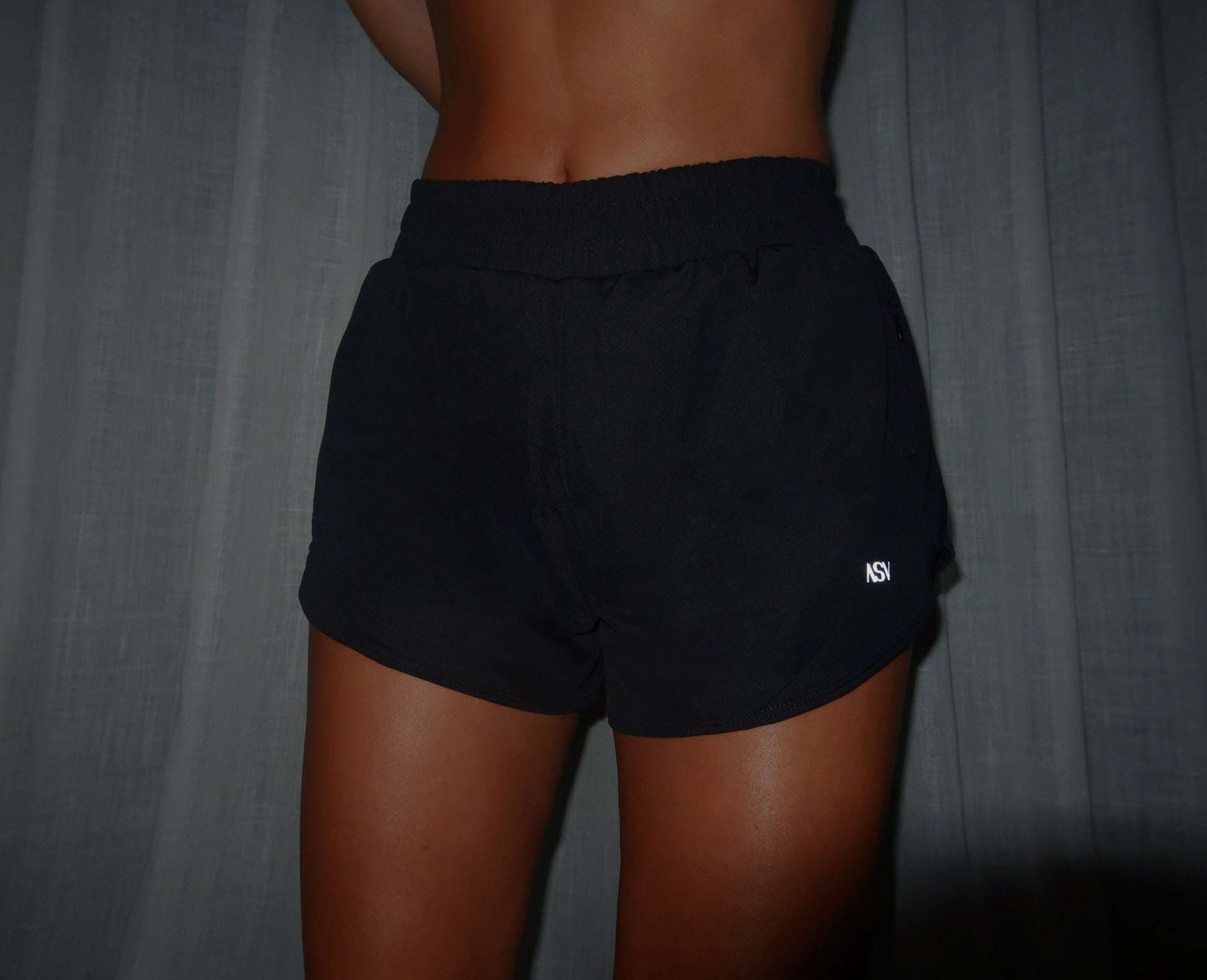 ESSENTIAL RUNNING SHORTS