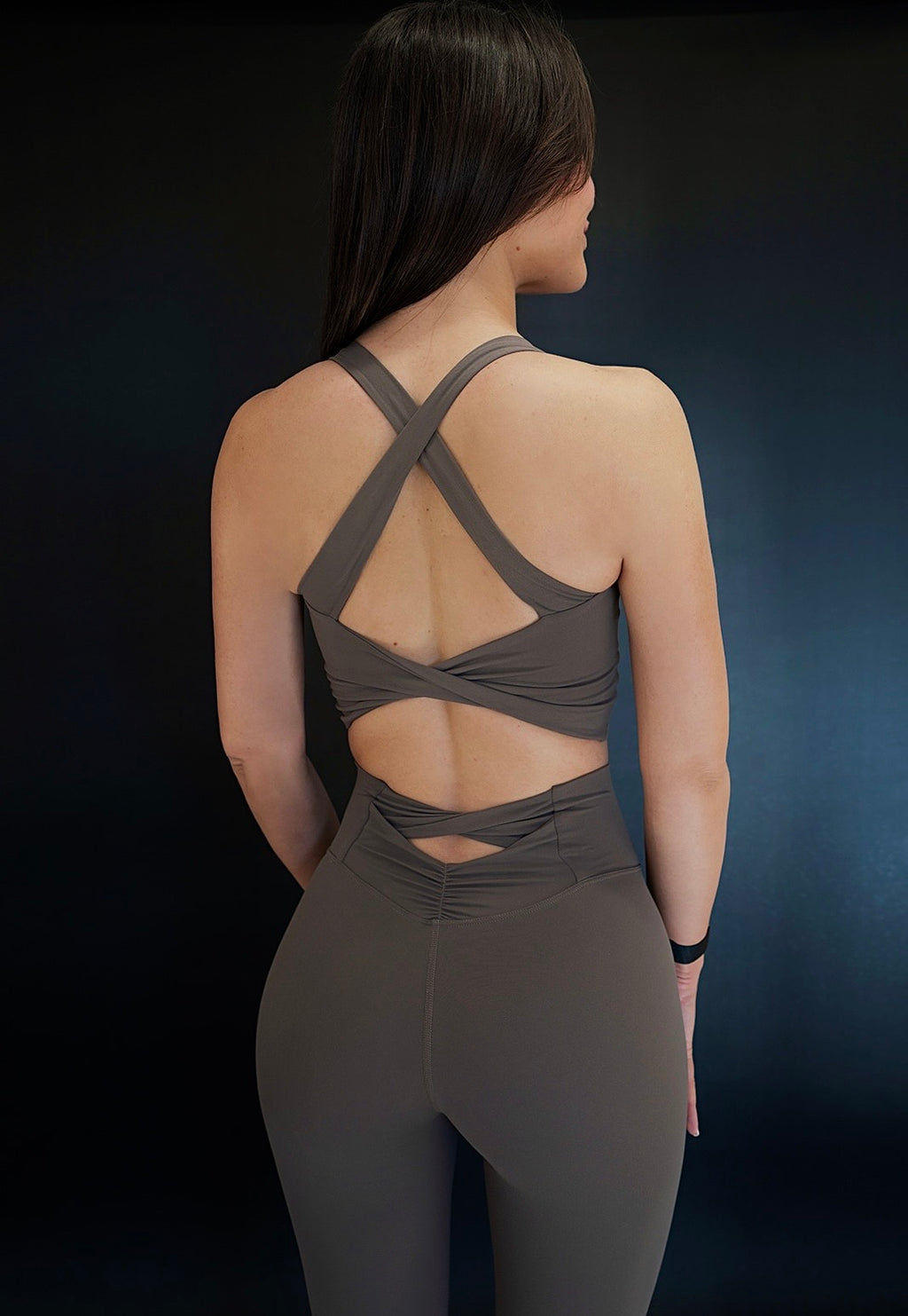 Ivi cross Back sports bra