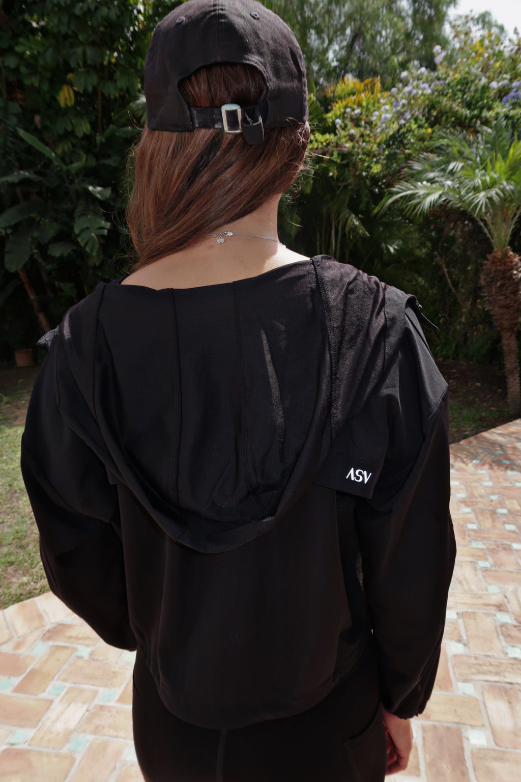 ESSENTIAL CROPPED JACKET