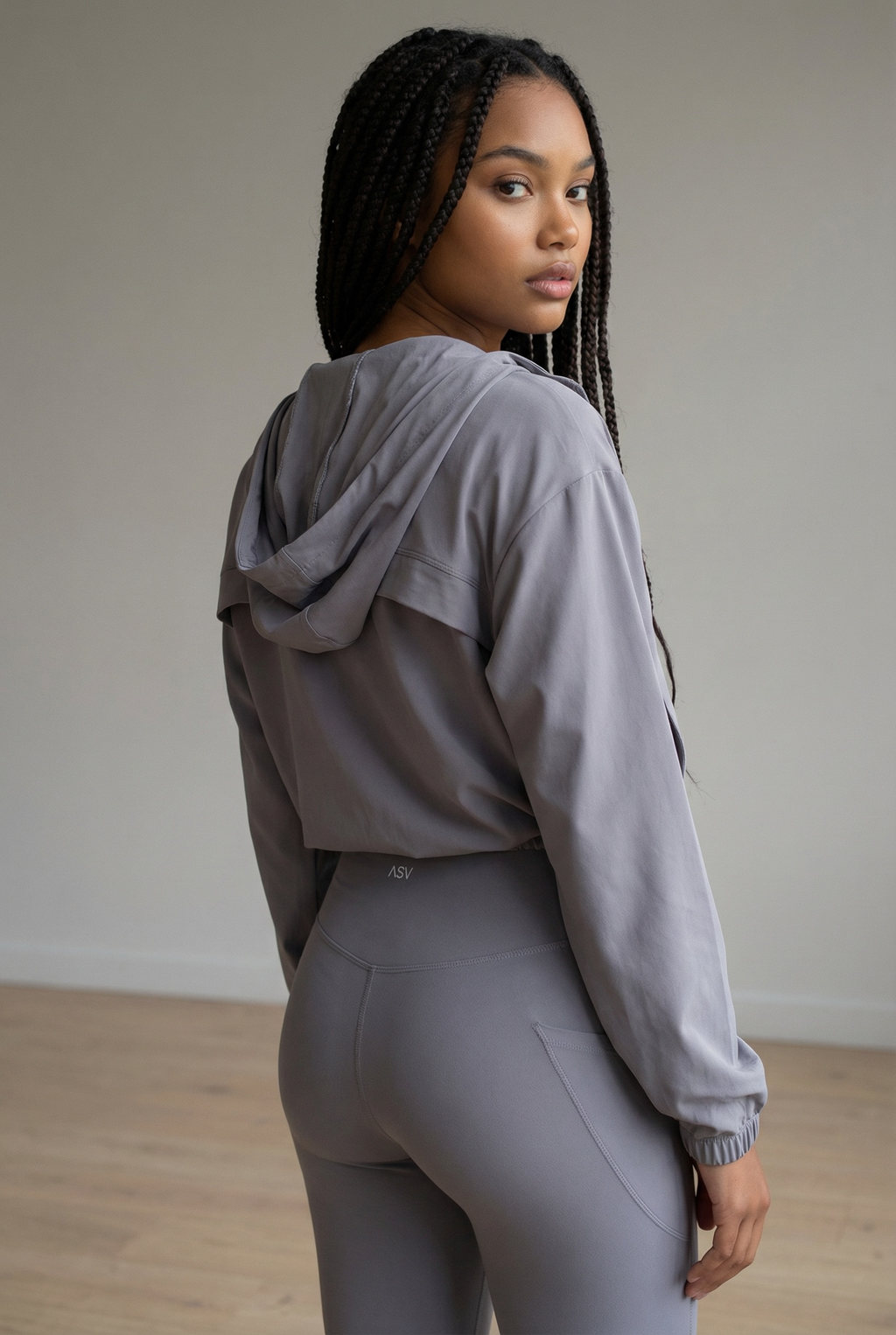 ESSENTIAL CROPPED JACKET - GRAY